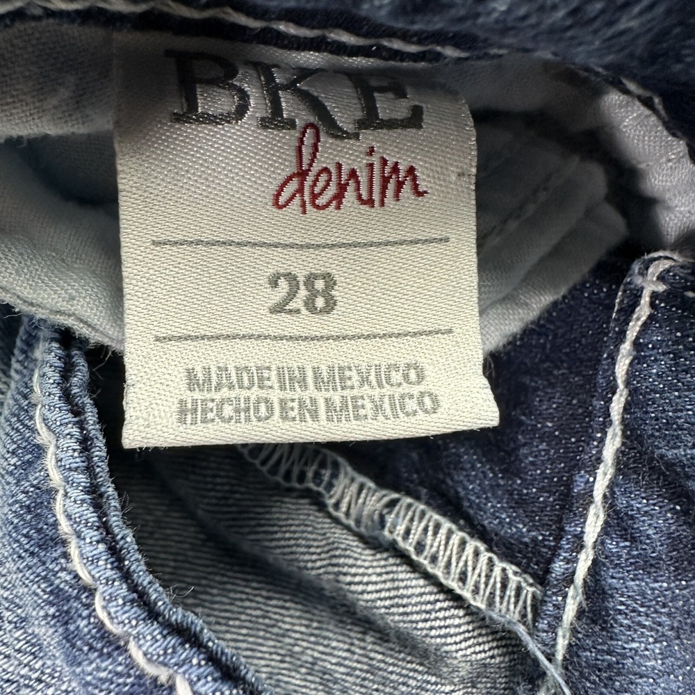 BKE Culture Capri Jeans Women 28 Distressed Bootcut Blue Denim - Picture 7 of 16